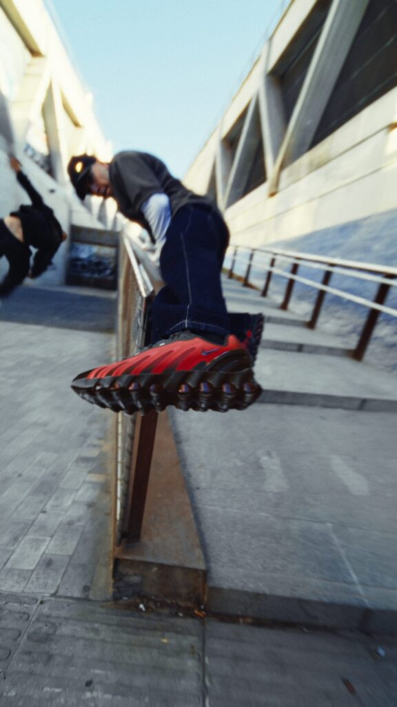 FOOTLOCKER X NIKE – DN8 2025