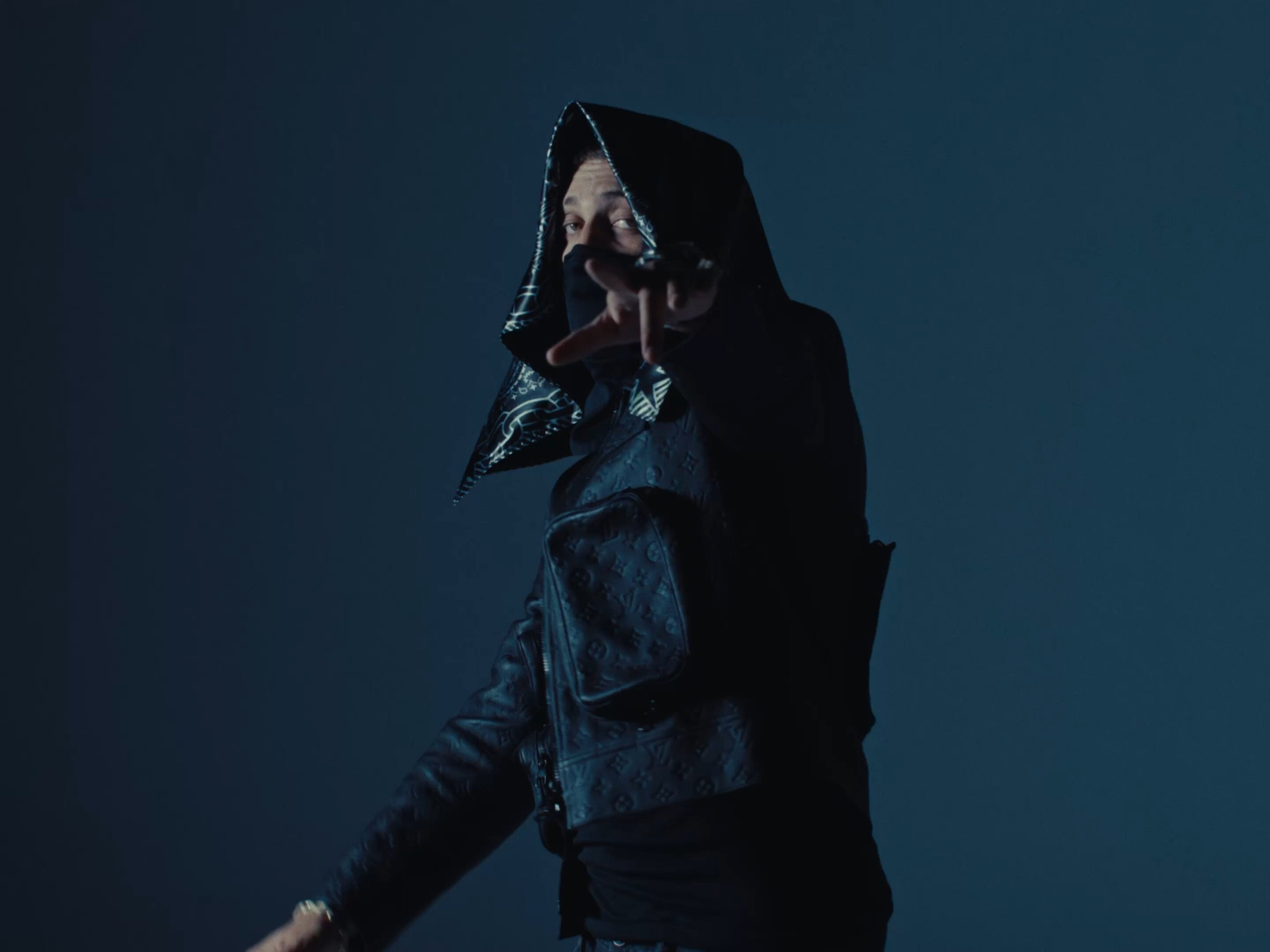 Kidd Voodoo, JC Reyes – Me Mareo