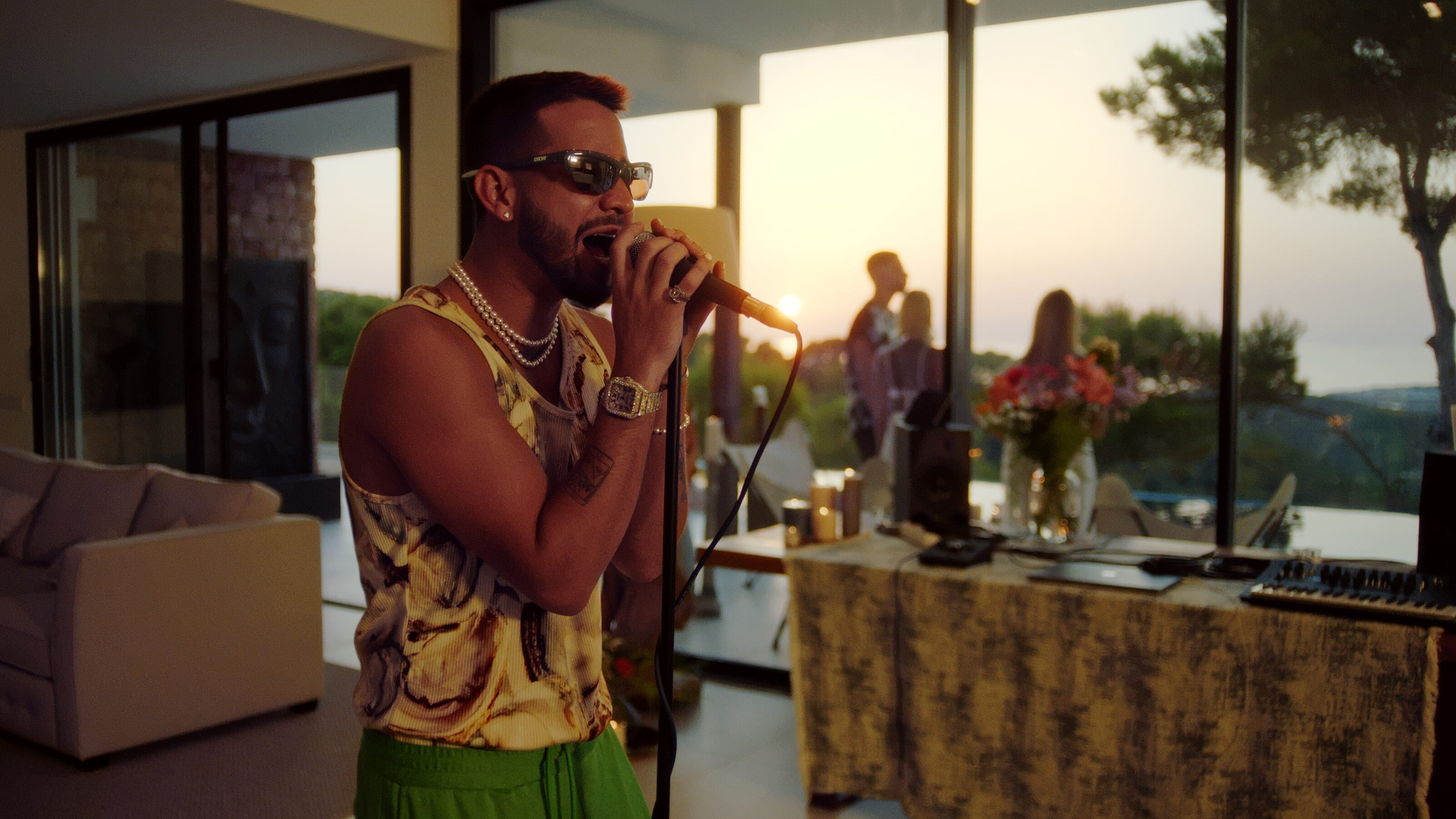 Mora – Premios Juventud Live