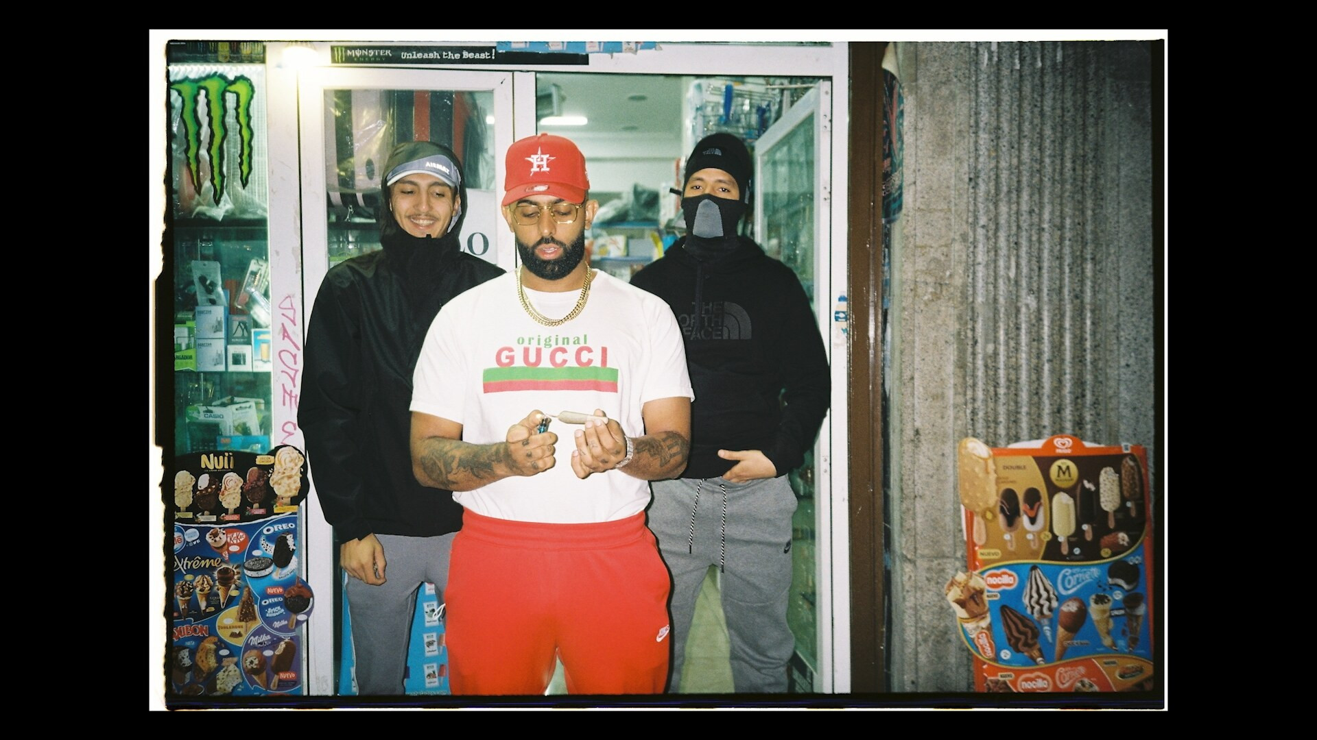 Eladio Carrión , Beny JR – REDBULL